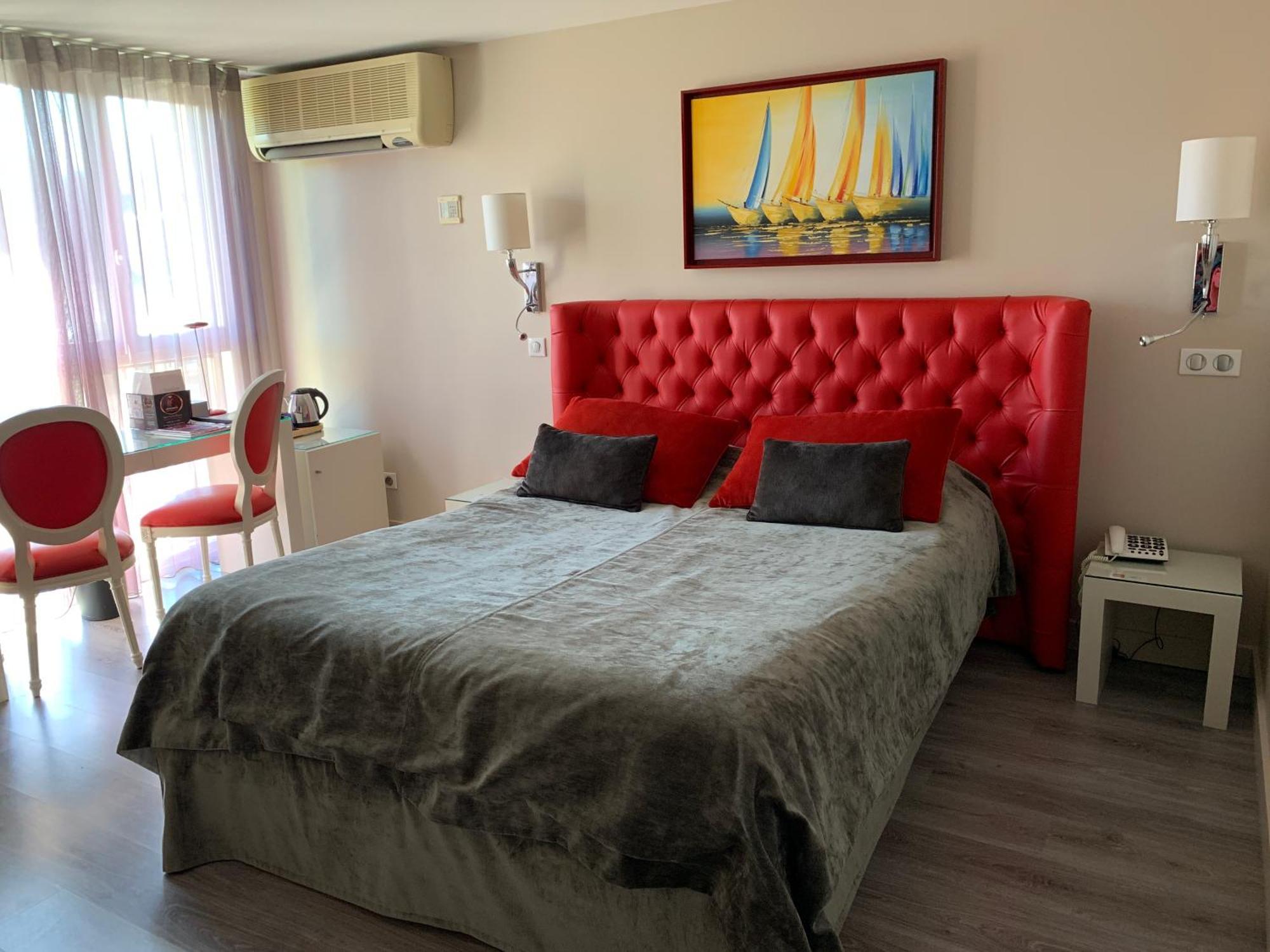 Les Criquets Hotel & Spa บลองก์ฟอร์ ภายนอก รูปภาพ
