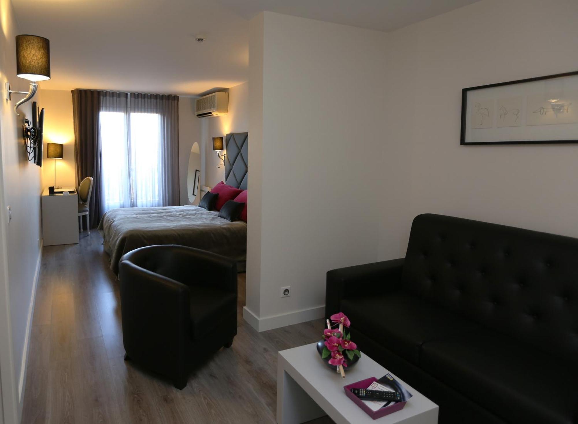 Les Criquets Hotel & Spa บลองก์ฟอร์ ภายนอก รูปภาพ